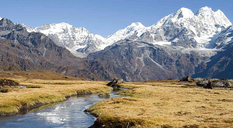 जुगल हिमालको पहिलो पटक सफल आरोहण