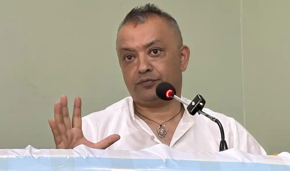 बर्षाले अप्ठ्यारोमा परेका नागरिकलाई सहयोग र समन्वय गर्न पार्टीपंक्तिलाई गगन थापाको आग्रह